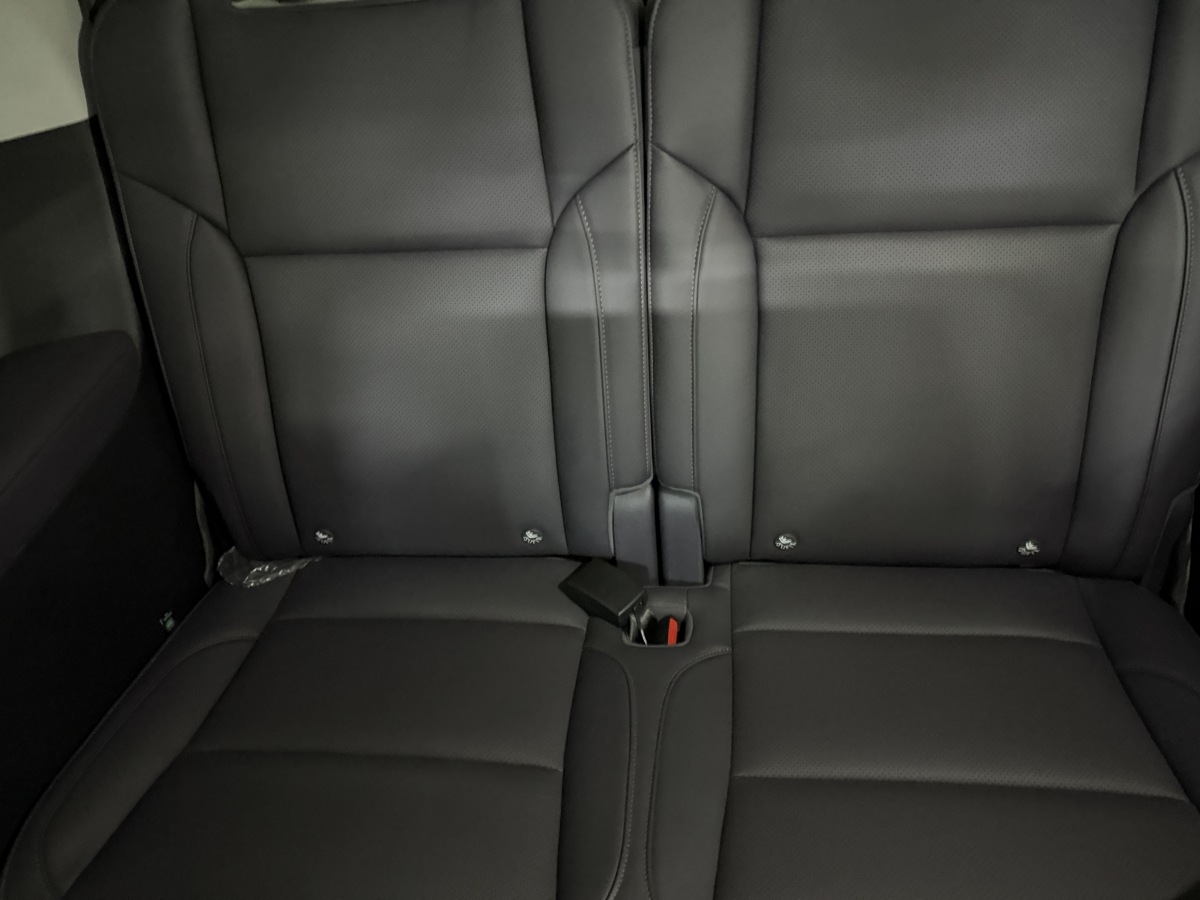 零跑汽车 零跑C16 2024 汽车图片 #14