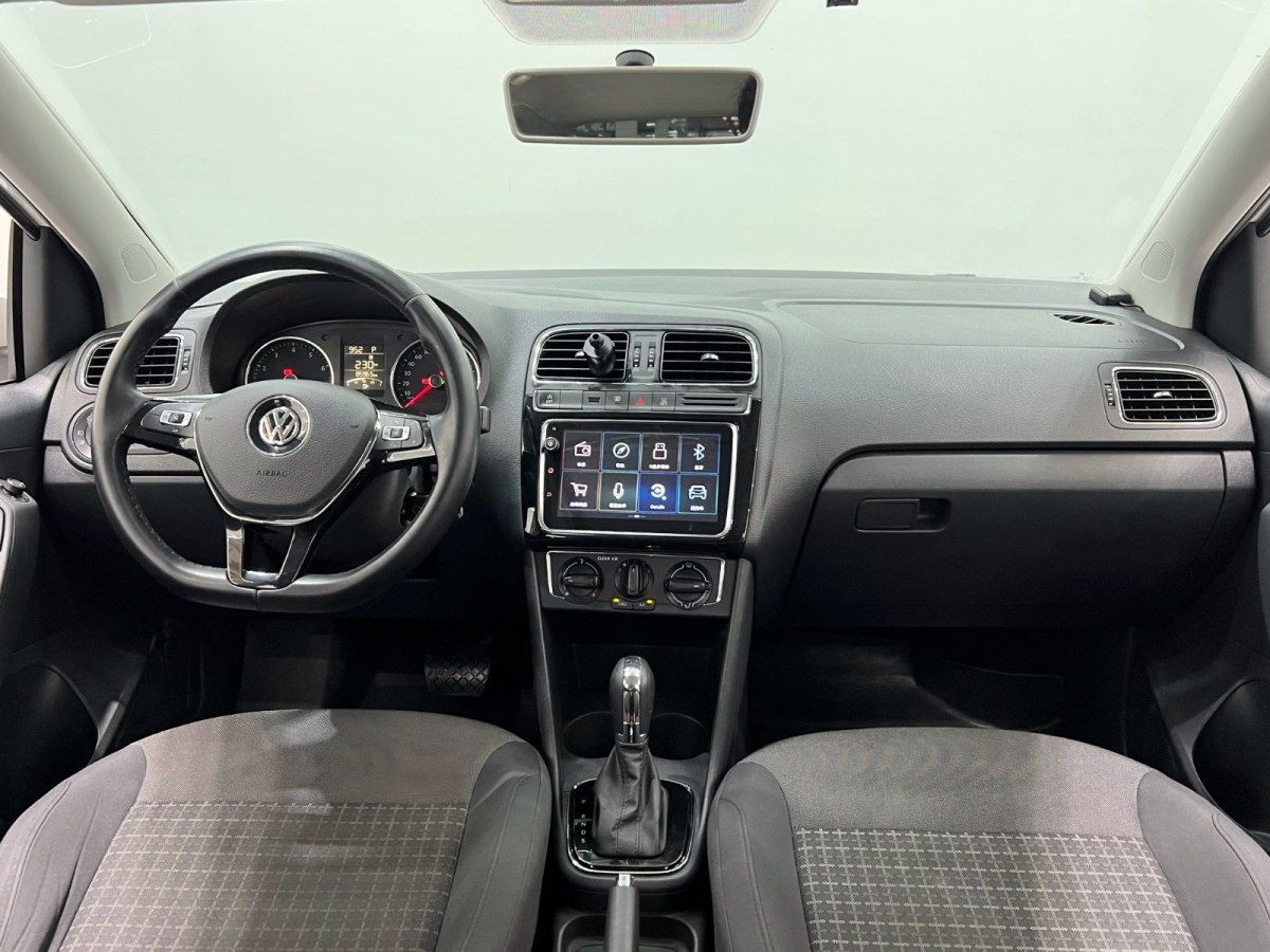 Volkswagen Polo 2019 #14 Volkswagen Polo 2019 car image #14