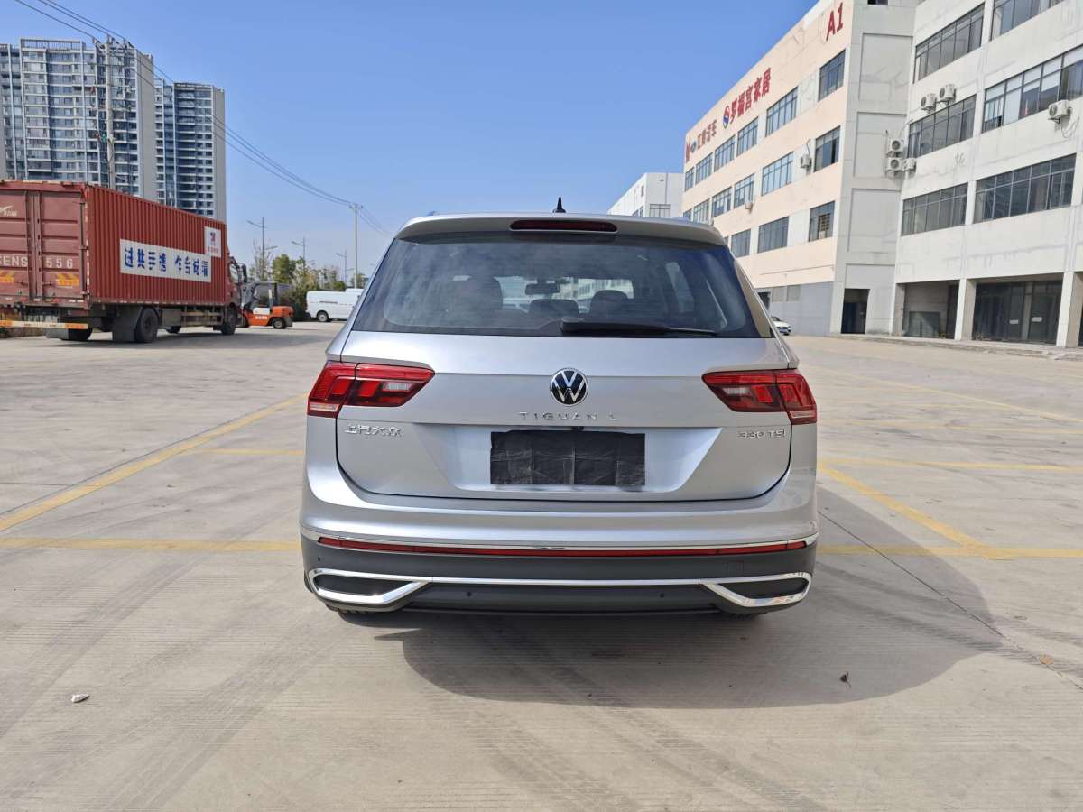 Volkswagen Tiguan L 2021 image de voiture #14