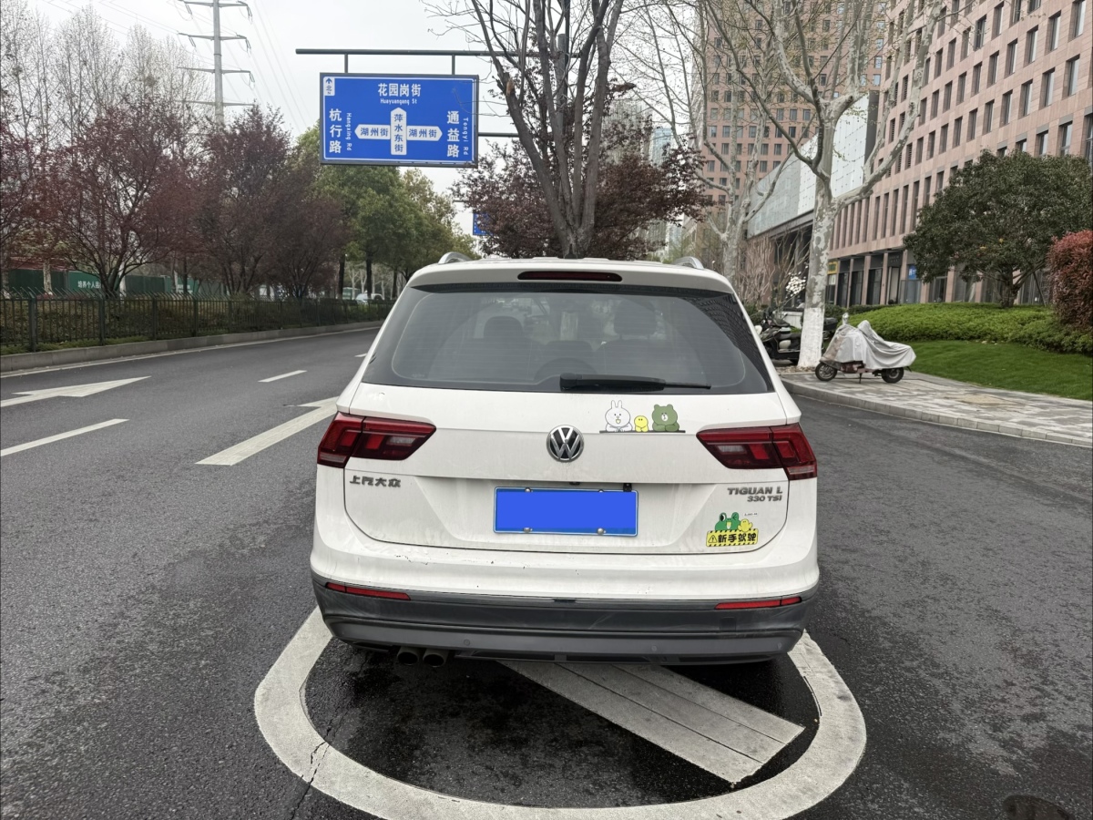 Volkswagen Tiguan L 2019 immagine di auto #14