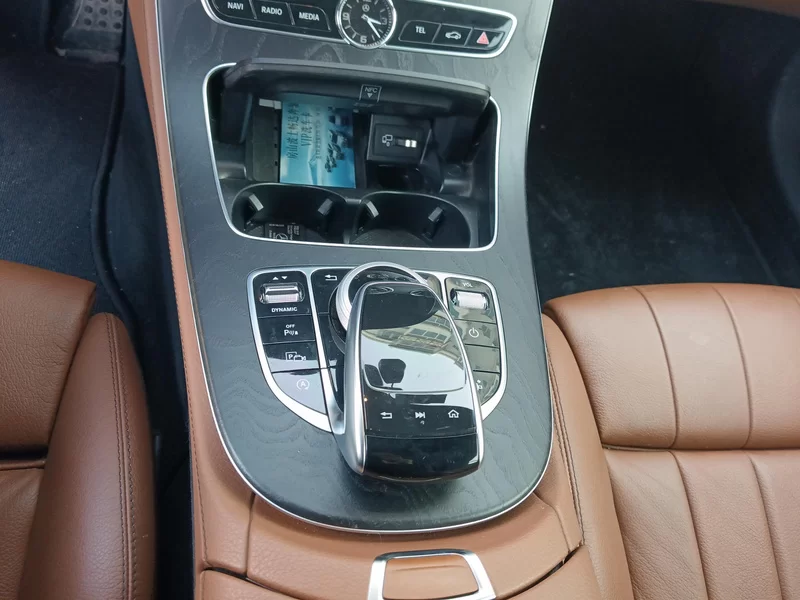 Mercedes-Benz E Class (Imported) 2017 #14 Mercedes-Benz E Class (Imported) 2017 immagine di auto #14