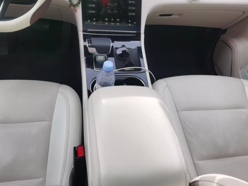 理想汽车 理想ONE 2021 汽车图片 #14