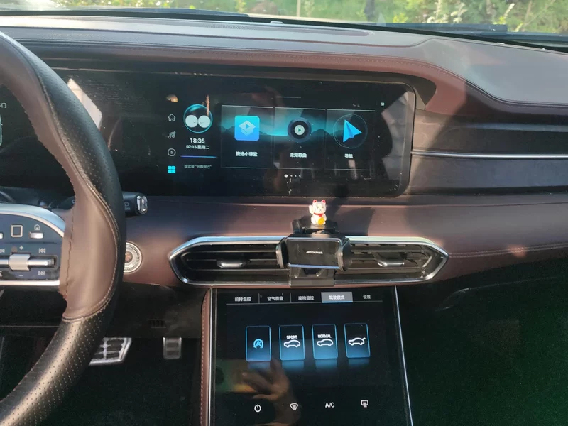 Jetour X90 PRO 2023 car image #14