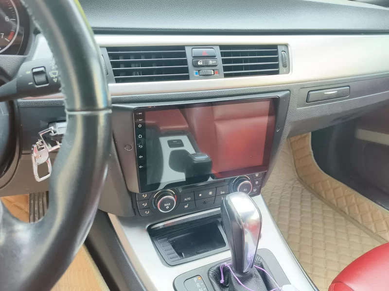 BMW 3 Series (Imported) 2011 car image #14