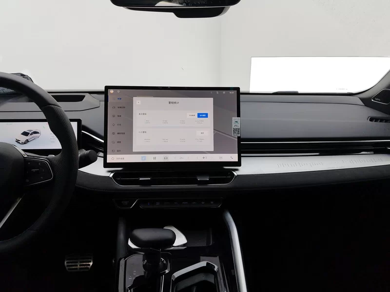 GEELY PrefaceL 2025 car image #14