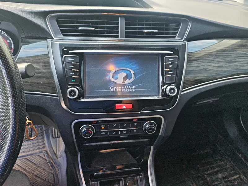 Great Wall C50 2015 car image #14