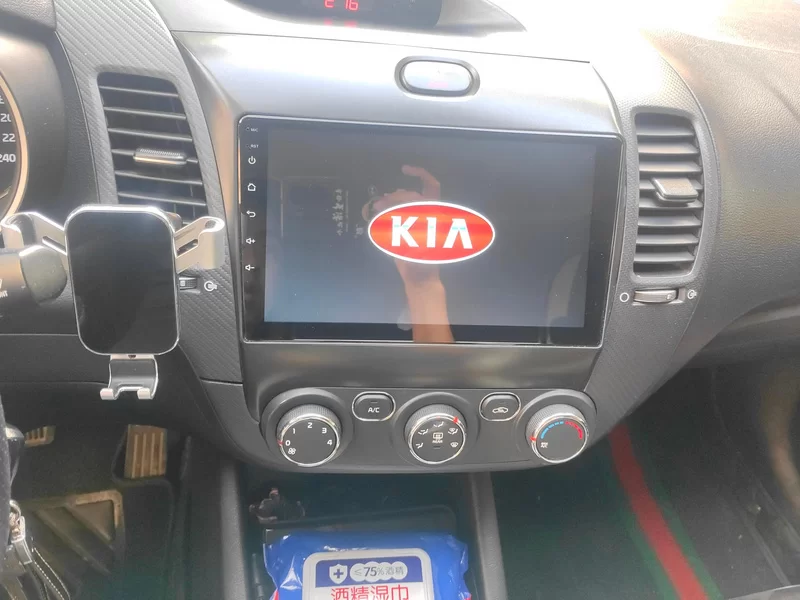 起亚 起亚K3 2018 汽车图片 #14