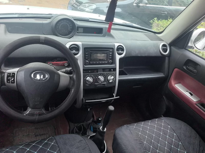 Great Wall M2 2013 immagine di auto #14