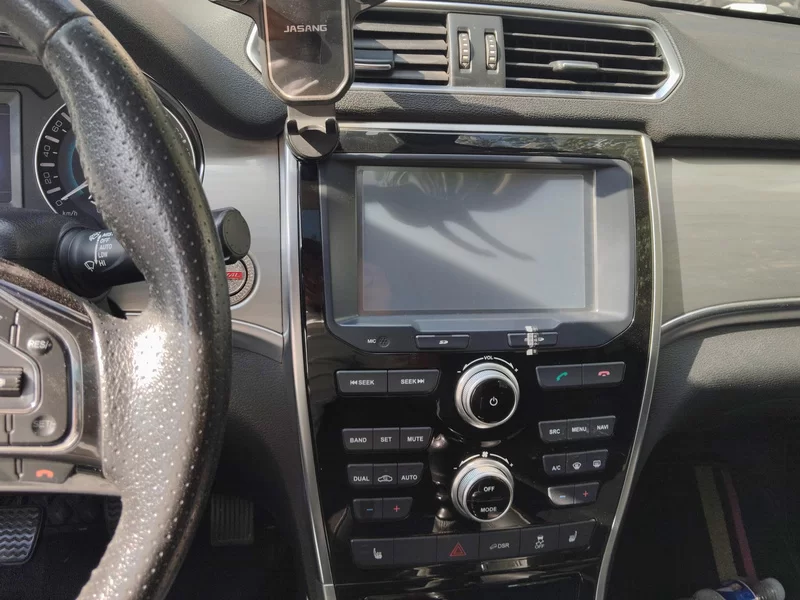 Haval H2 2015 #14 Haval H2 2015 car image #14