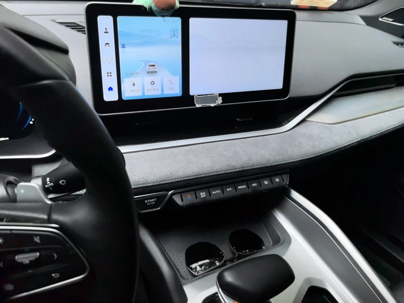 GEELY PrefaceL 2022 #14 GEELY PrefaceL 2022 car image #14