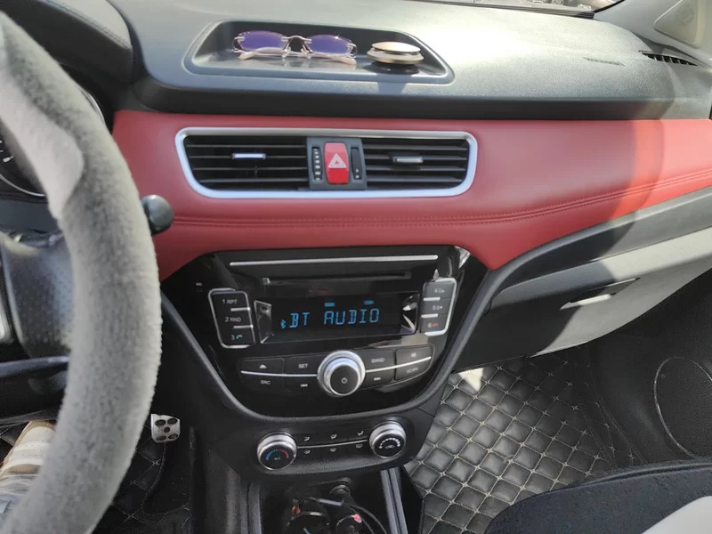 Haval H1 2015 immagine di auto #14