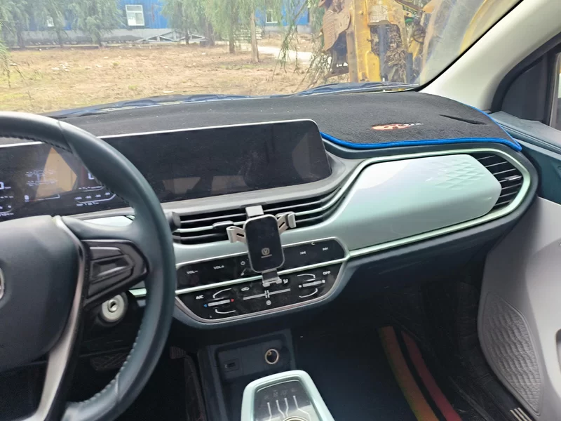 Changan BenBen E-Star 2023 صورة سيارة #14