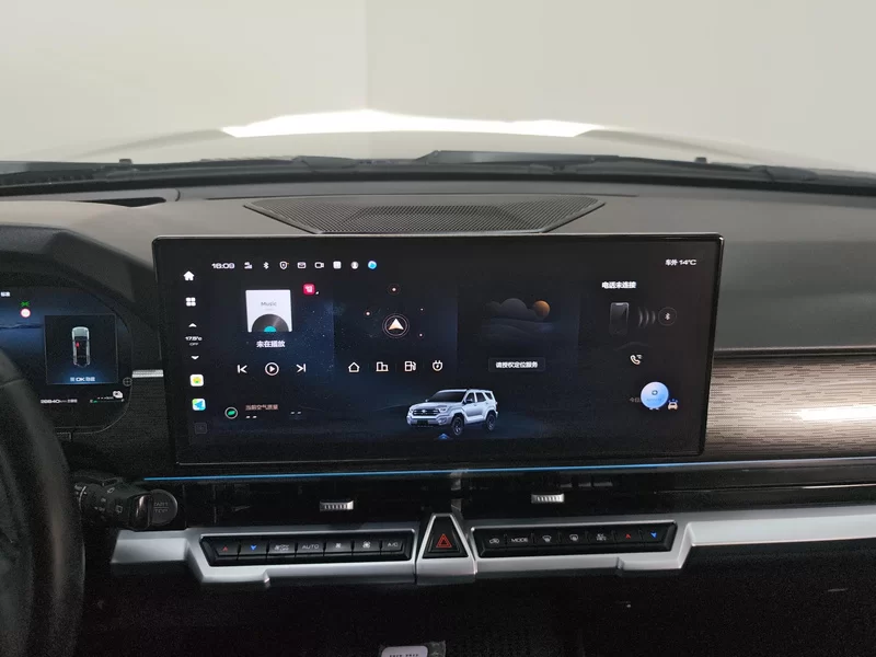 Tank 400 2024 car image #14