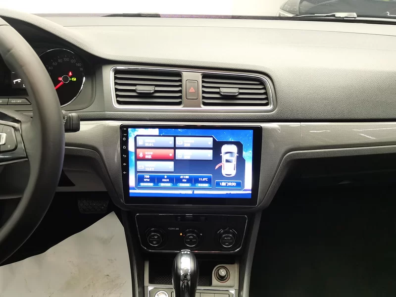 Volkswagen Gran Lavida 2018 immagine di auto #14