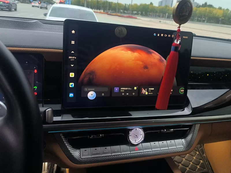 Tank 500 2023 car image #14