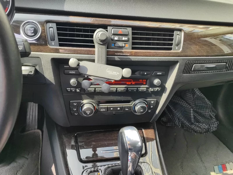 BMW 3 Series (Imported) 2013 car image #14