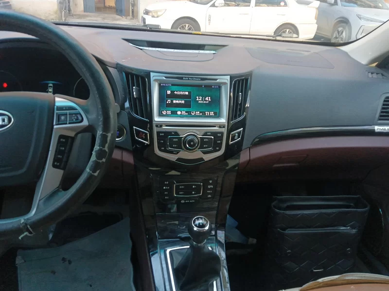 BYD SuRui 2015 car image #14