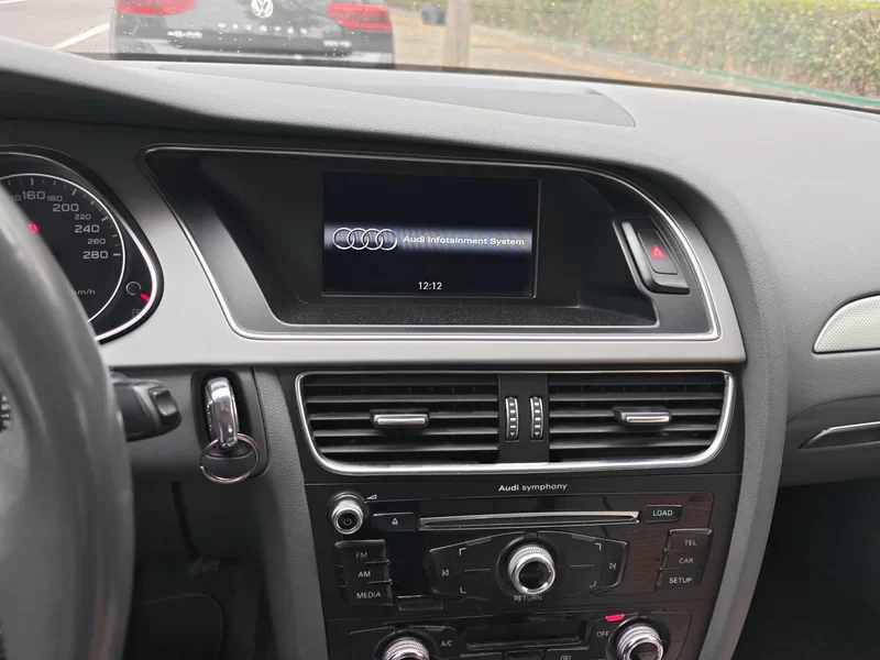 Audi A4 2014 car image #14