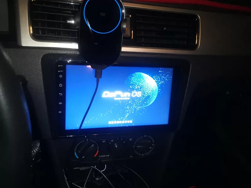 Skoda Rapid 2018 car image #14