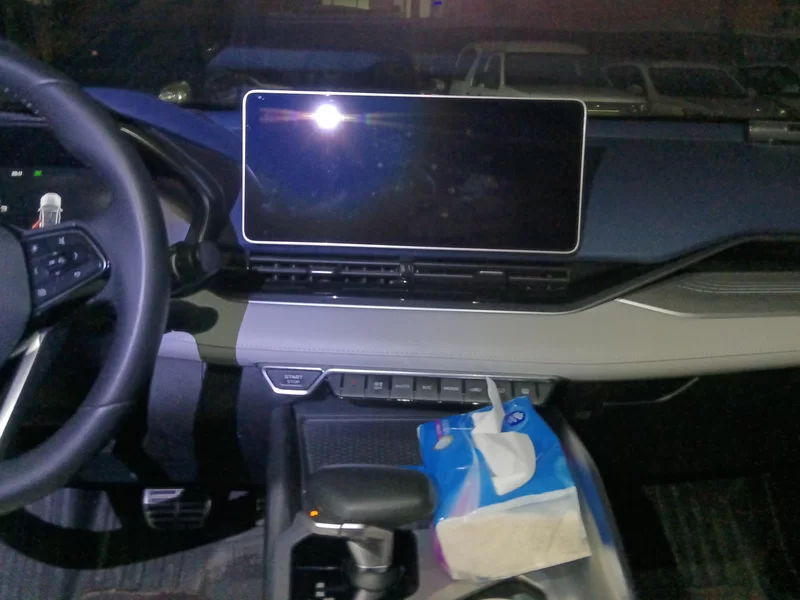 GEELY PrefaceL 2022 car image #14