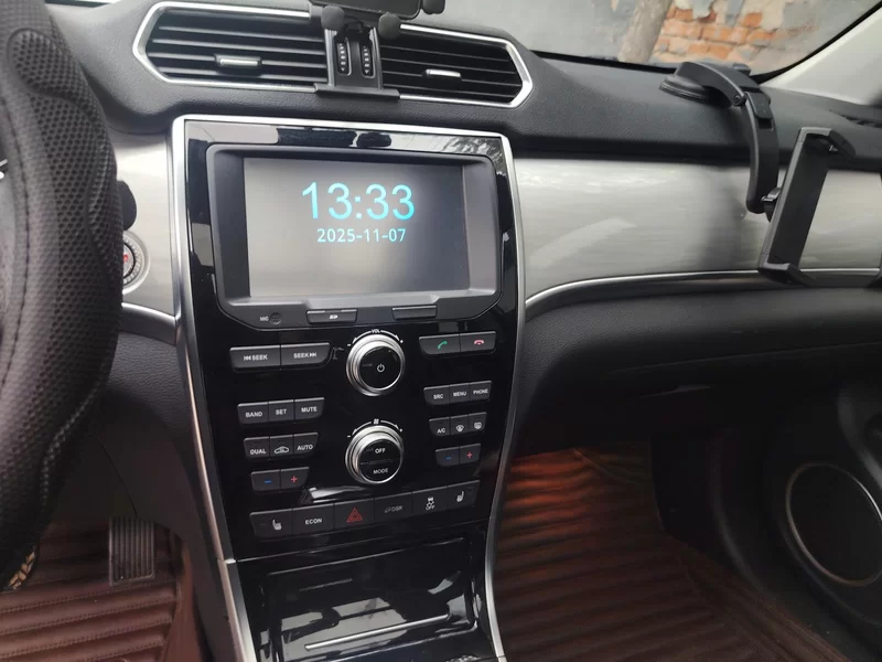 Haval H2 2018 car image #14