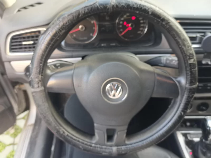 Volkswagen Lavida 2013 car image #14