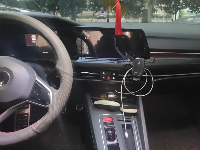 Volkswagen GolfGTI 2022 #14 Volkswagen GolfGTI 2022 car image #14