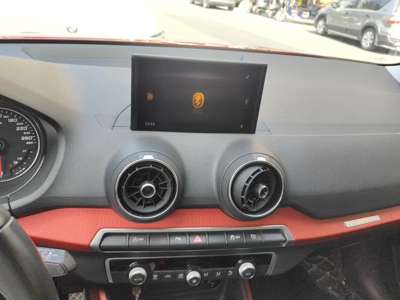 Audi Q2L 2019 immagine di auto #14