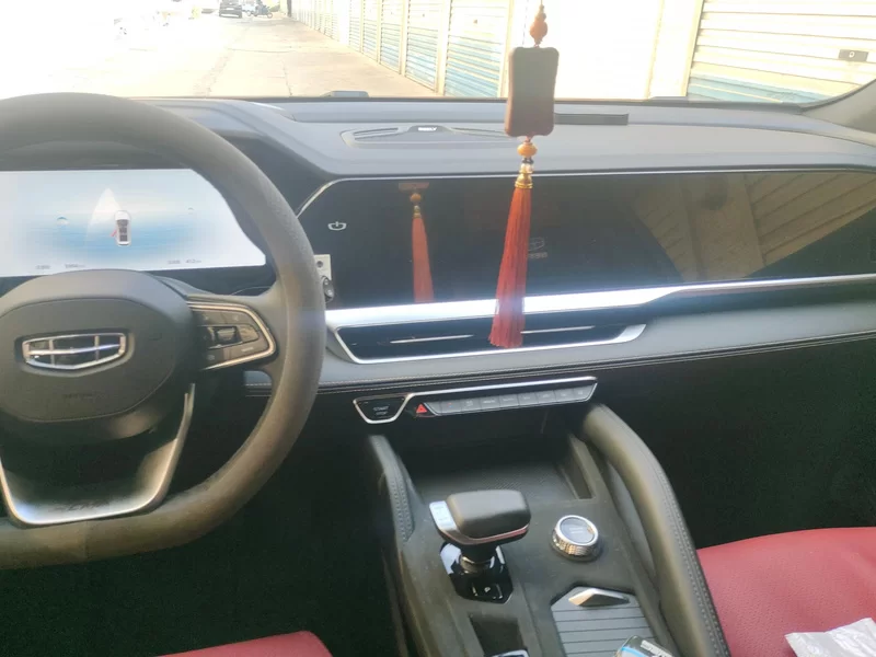 GEELY Monjaro MHEV 2025 car image #14