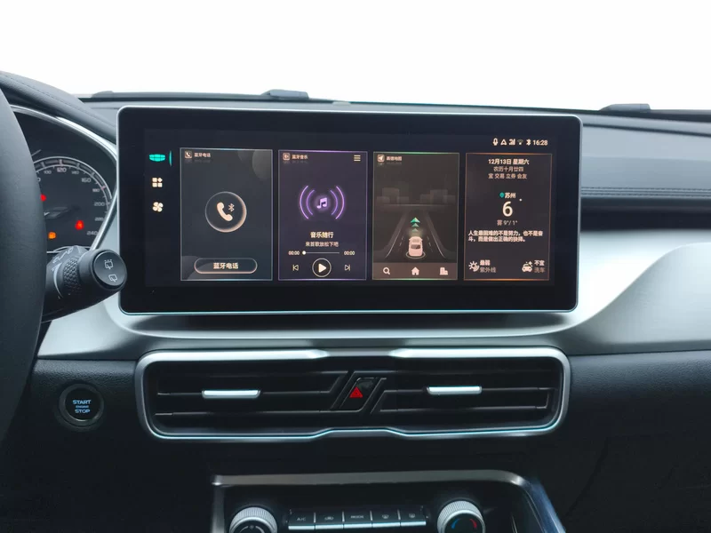 GEELY Coolray 2025 immagine di auto #14