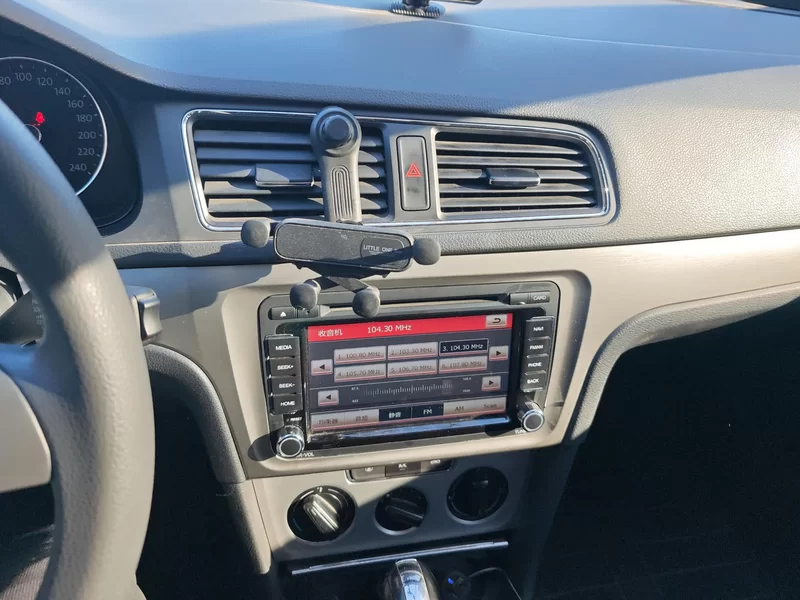 Volkswagen Gran Lavida 2015 car image #14