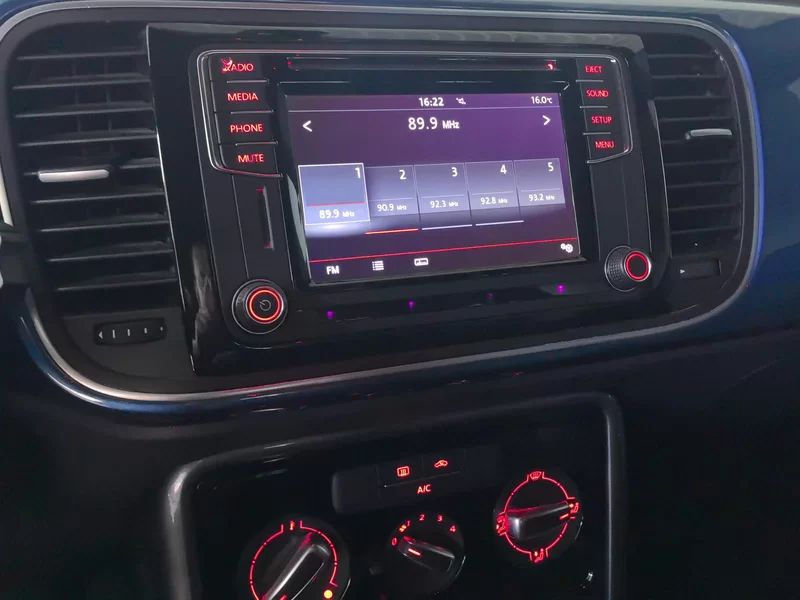 Volkswagen Beetle 2017 immagine di auto #14