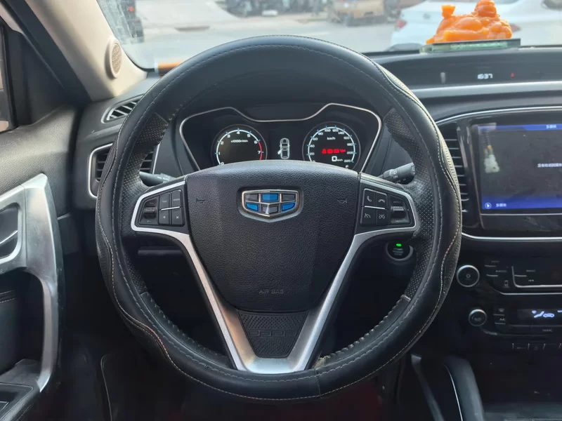 GEELY Vision X6 2017 immagine di auto #14