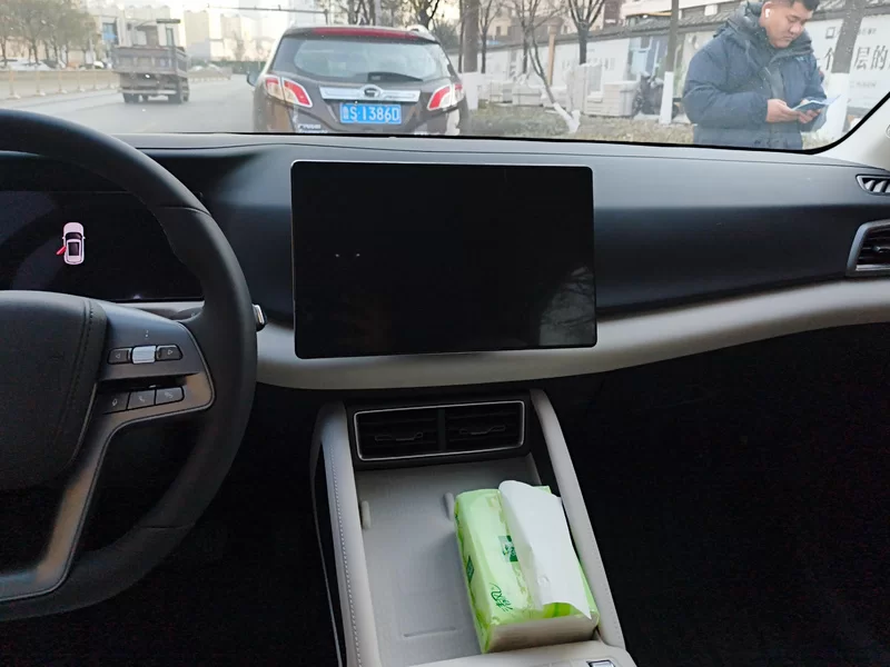 BYD YuanUP 2025 #14 BYD YuanUP 2025 car image #14