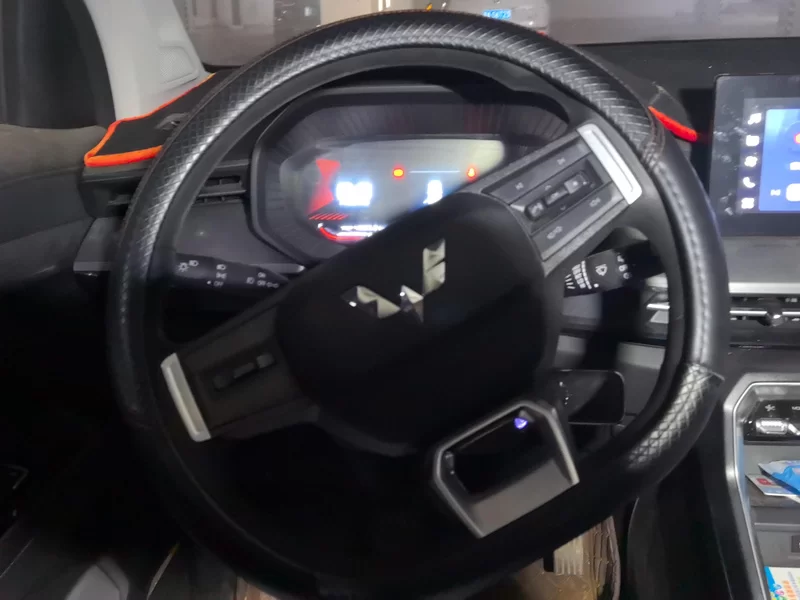 Wuling Asta 2023 #14 Wuling Asta 2023 صورة سيارة #14