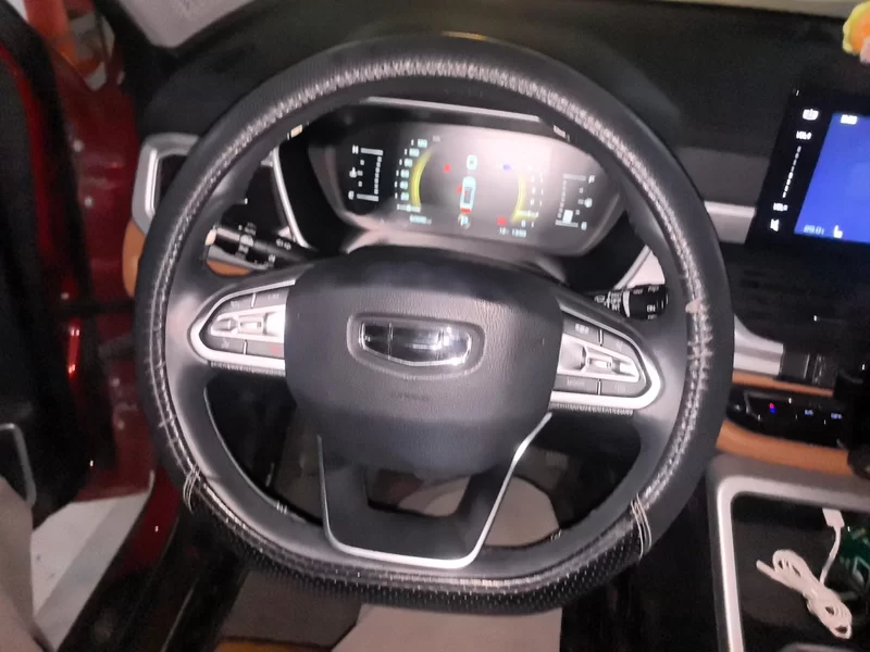 GEELY Vision X6 2020 car image #14