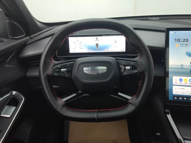 GEELY Boyue 2023 car image #14
