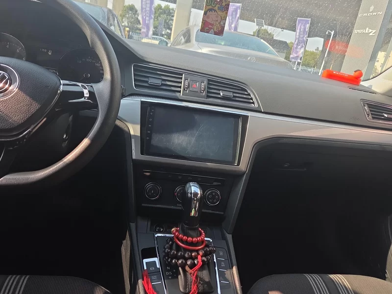 Volkswagen Lamando 2017 immagine di auto #14