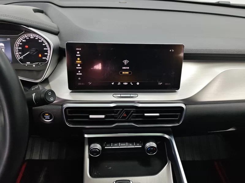 GEELY Coolray 2020 #14 GEELY Coolray 2020 car image #14