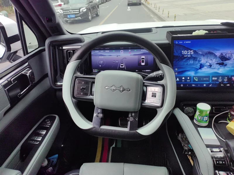FangChengBao 2023 car image #14
