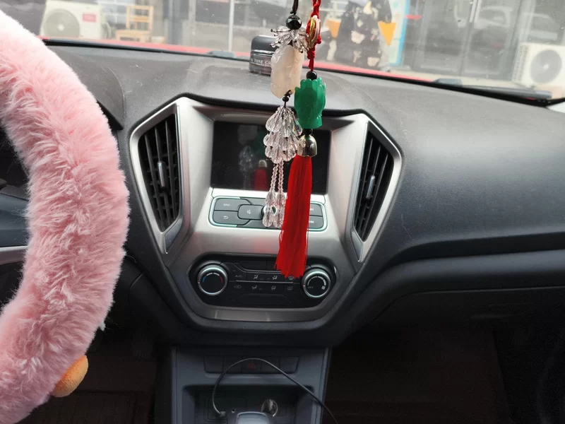 MG GT 2016 car image #14