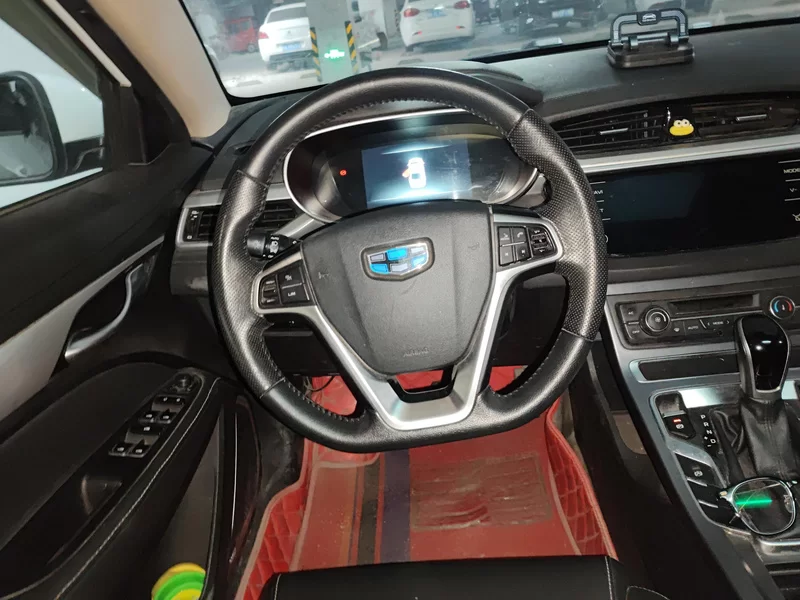 GEELY Emgrand 2018 car image #14