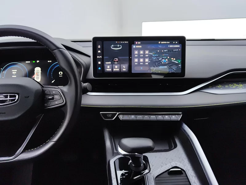 GEELY Preface 2023 car image #14