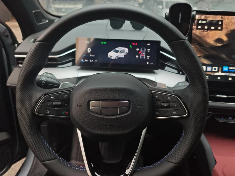 GEELY Preface 2025 car image #14