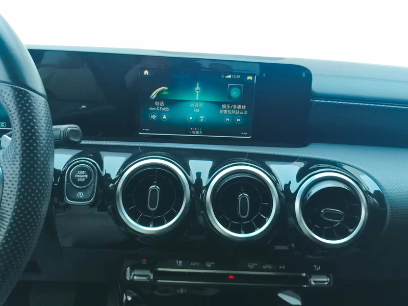 Mercedes-Benz A Class 2019 car image #14