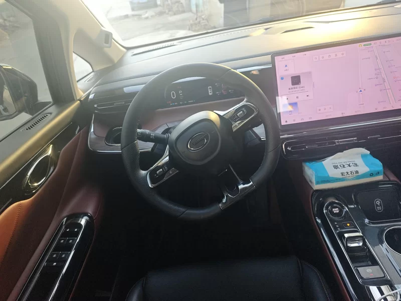 GAC Trumpchi E8 New Energy 2024 car image #14