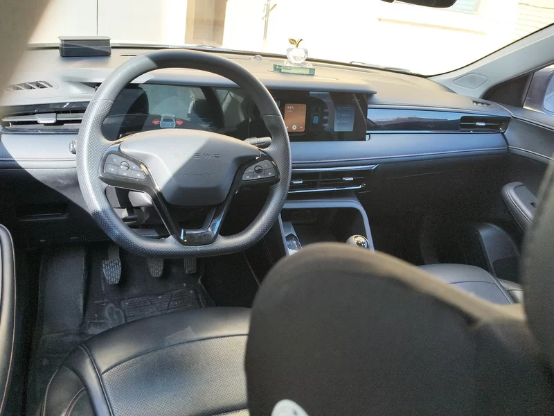 Roewe i5 2023 car image #14