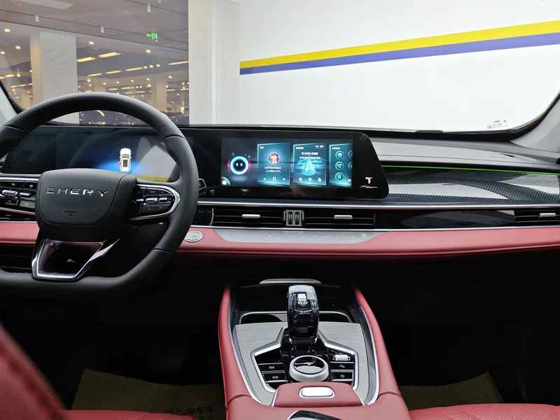 Chery Tiggo 7 Plus 2023 car image #14