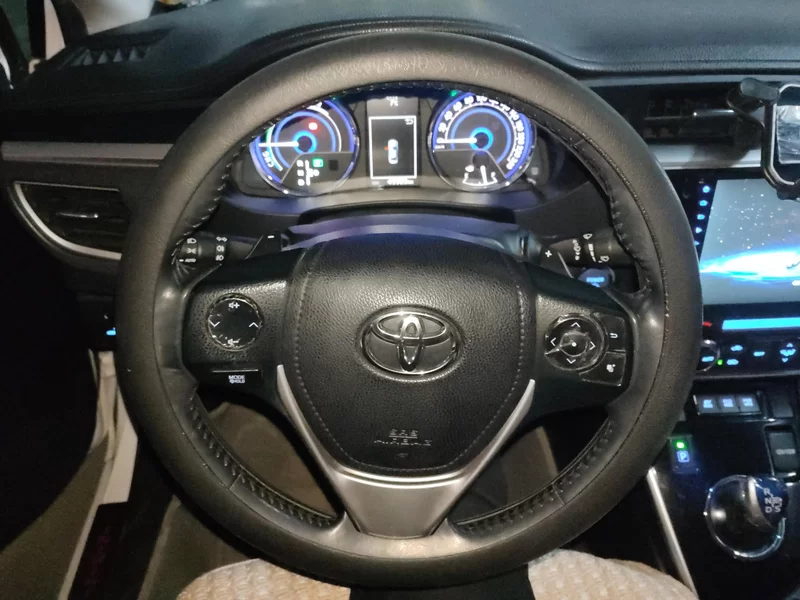 Toyota Corolla 2016 #14 Toyota Corolla 2016 car image #14