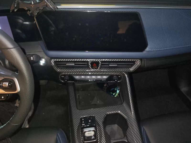 GAC Trumpchi GS3 2023 #14 GAC Trumpchi GS3 2023 car image #14